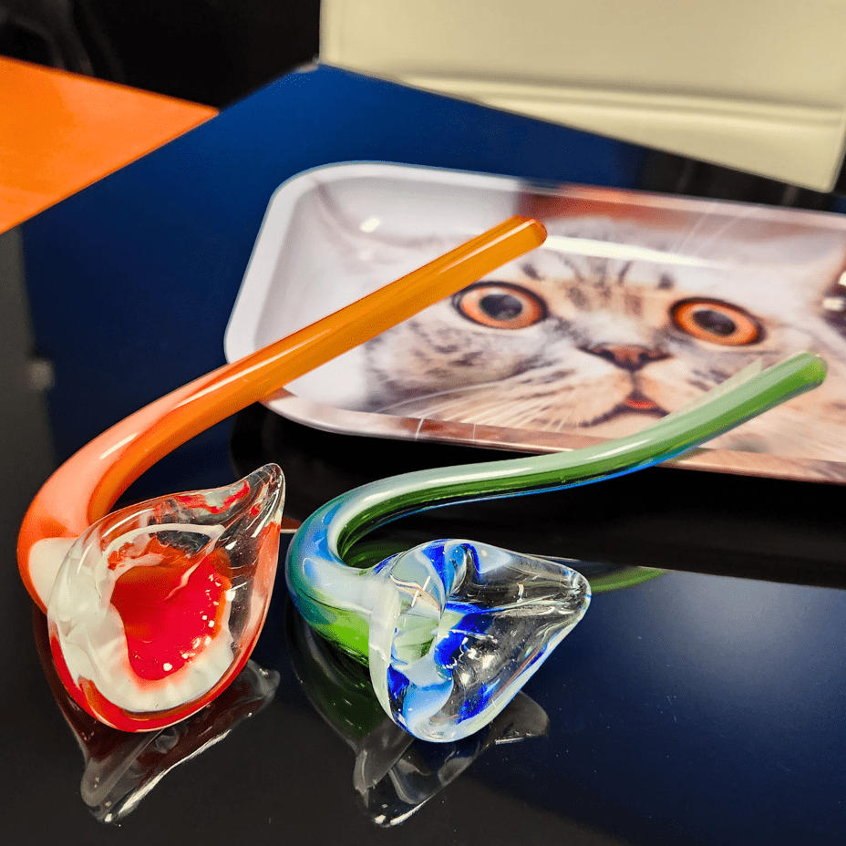 Retro Glass Hand Pipes Heady Glass Calla Lily Glass Pipe-7" Heady Glass Calla Lily Glass Pipe 7"-Winkler Vape SuperStore and Bong Shop Manitoba