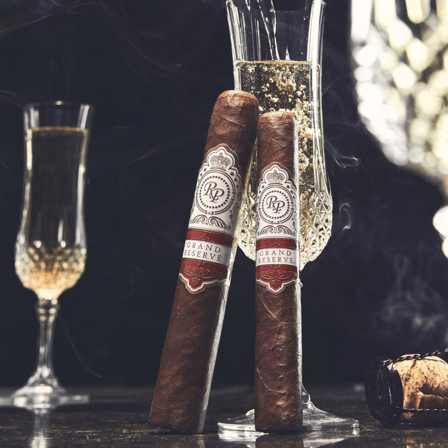Rocky Patel Grand Reserve Robusto-Nicaraguan Winkler Vape SuperStore and Bong Shop Manitoba Canada